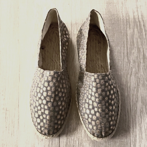 Artisanat Francais Slip On Espardrilles - Picture 1 of 4